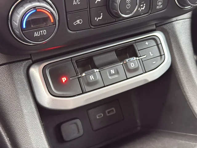 Used 2023 Silver GMC SLE image 33