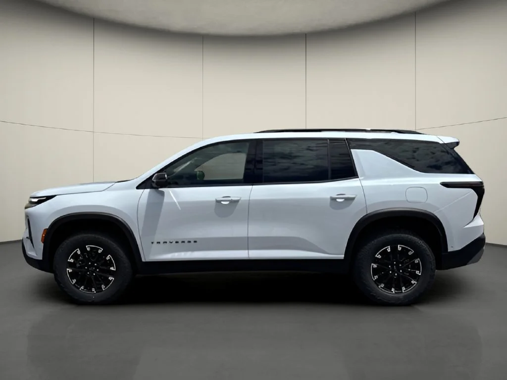 New 2026 Polar White Tricoat Chevrolet Z71 image 2