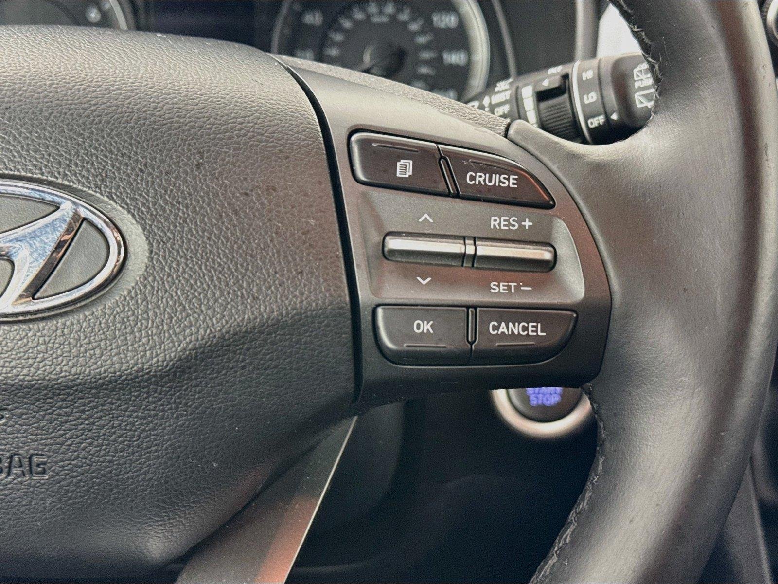 Used 2019 Chalk White Hyundai SEL image 18