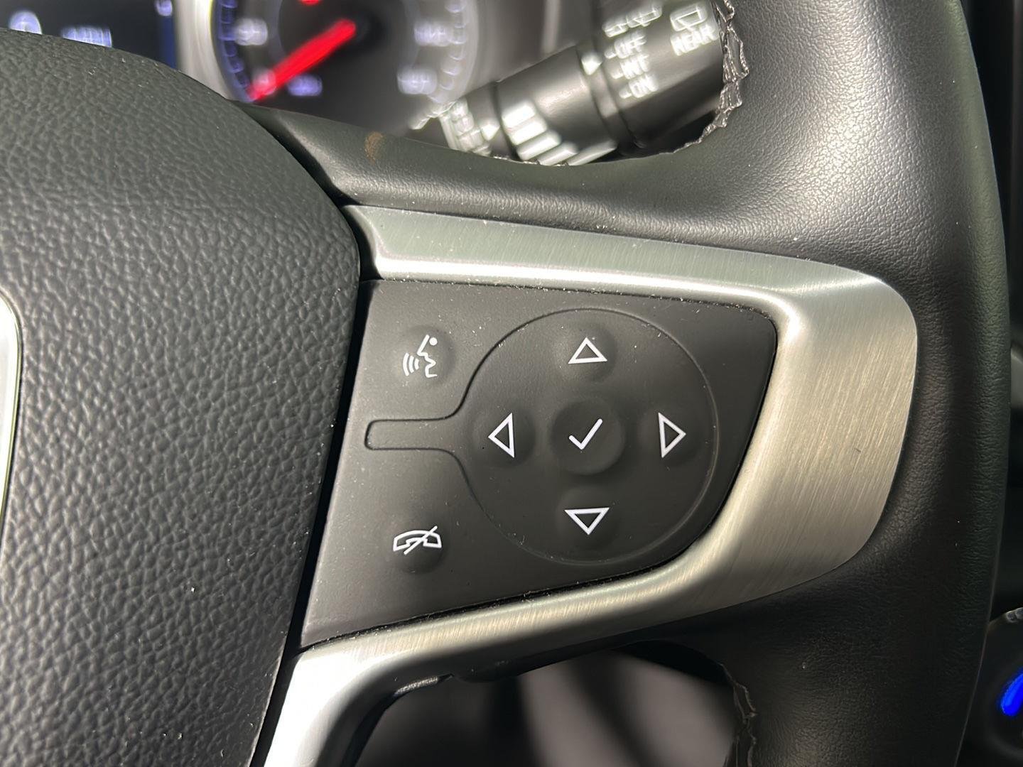 Used 2024 Downpour Metallic GMC SLT image 23