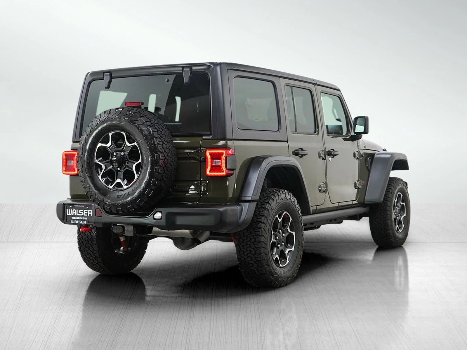 Used 2023 Sarge Green Clearcoat Jeep Rubicon image 5