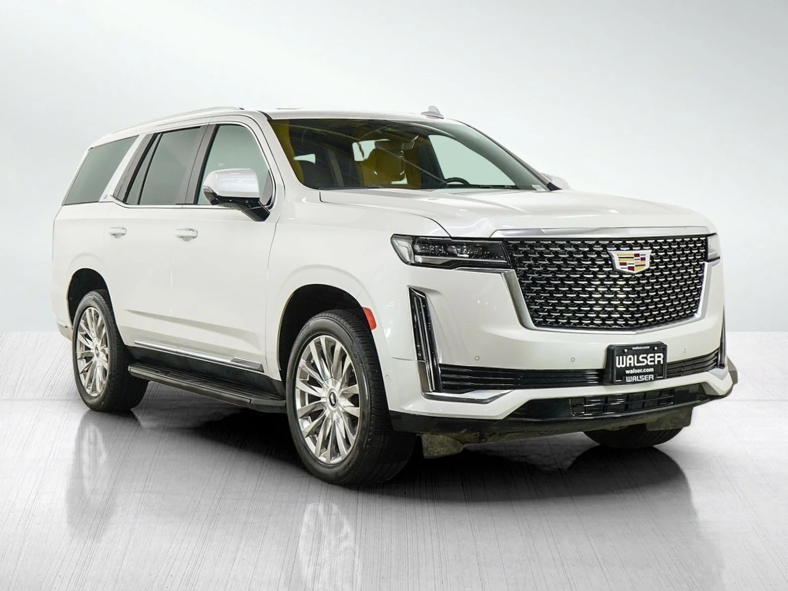 Used 2021 Crystal White Tricoat Cadillac Premium Luxury image 7