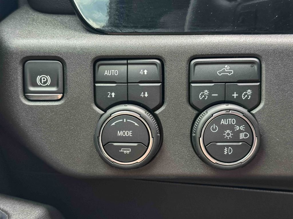 Used 2025 Gray Chevrolet LT Trail Boss image 30