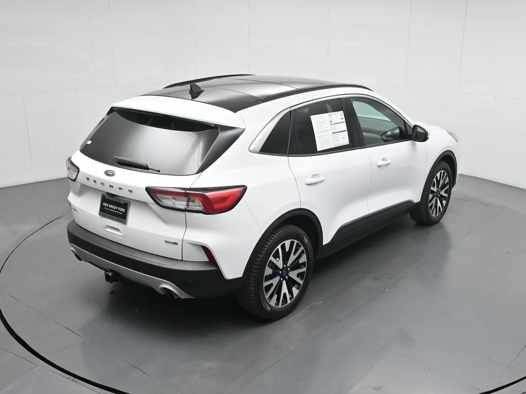 Certified Used 2020 White Ford SEL image 40