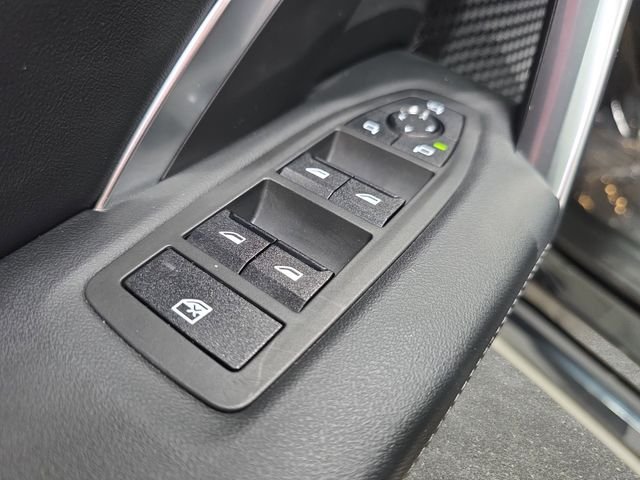 Certified Used 2025 Black Sapphire Metallic BMW xDrive28i image 23