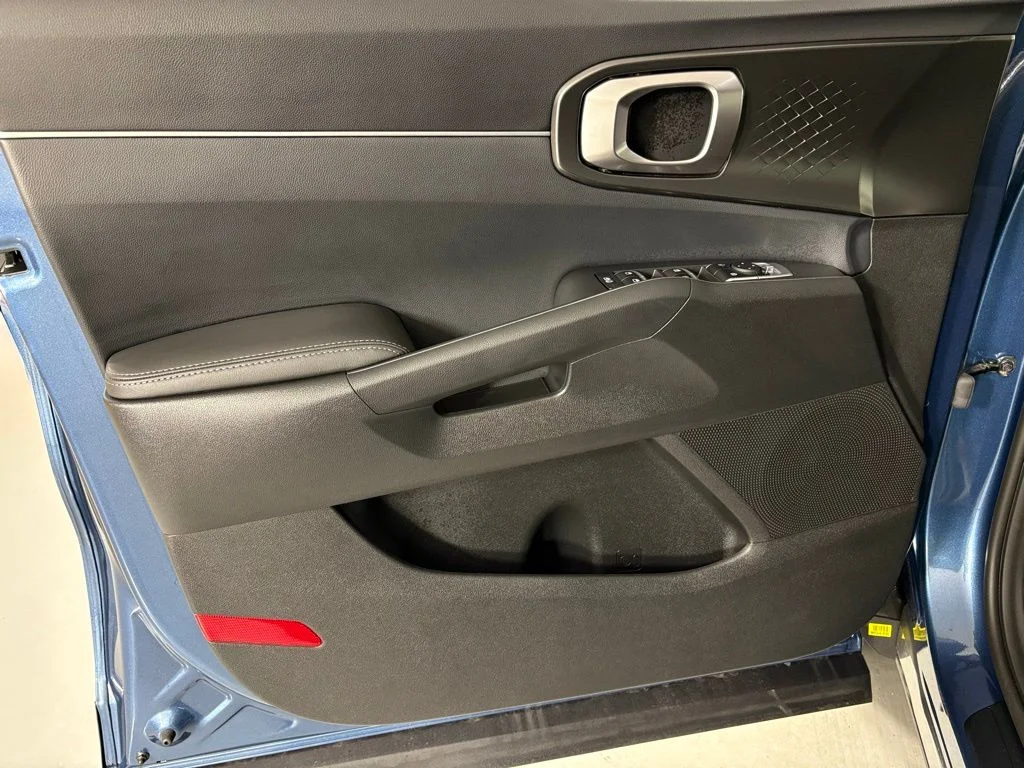 New 2026 Mineral Blue Kia EX image 14