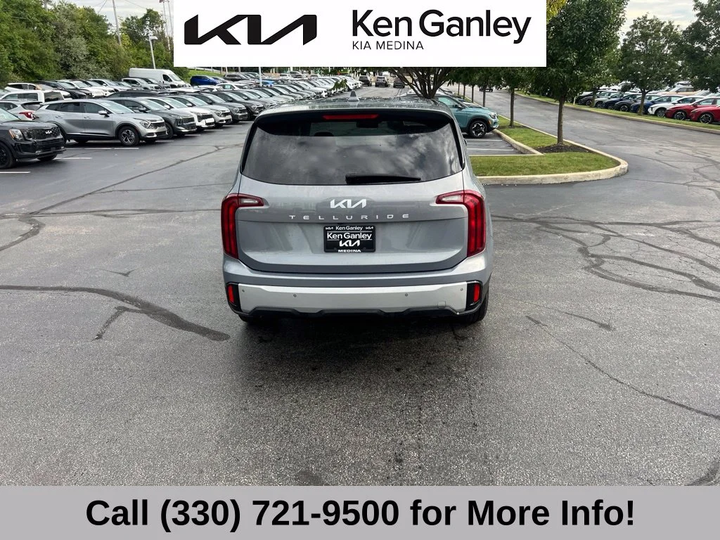 Used 2024 Silver Kia LX image 13