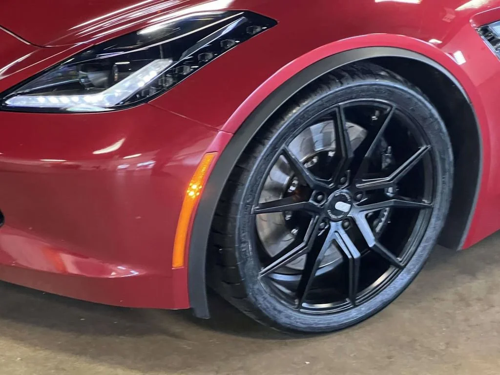 Used 2015 CRYSTAL RED TINTCOAT Chevrolet Z06 3LZ image 8