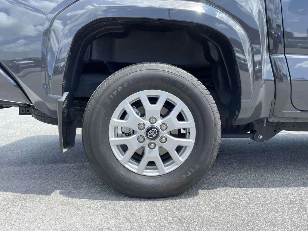 2024 Toyota Tacoma SR5 - Photo 34