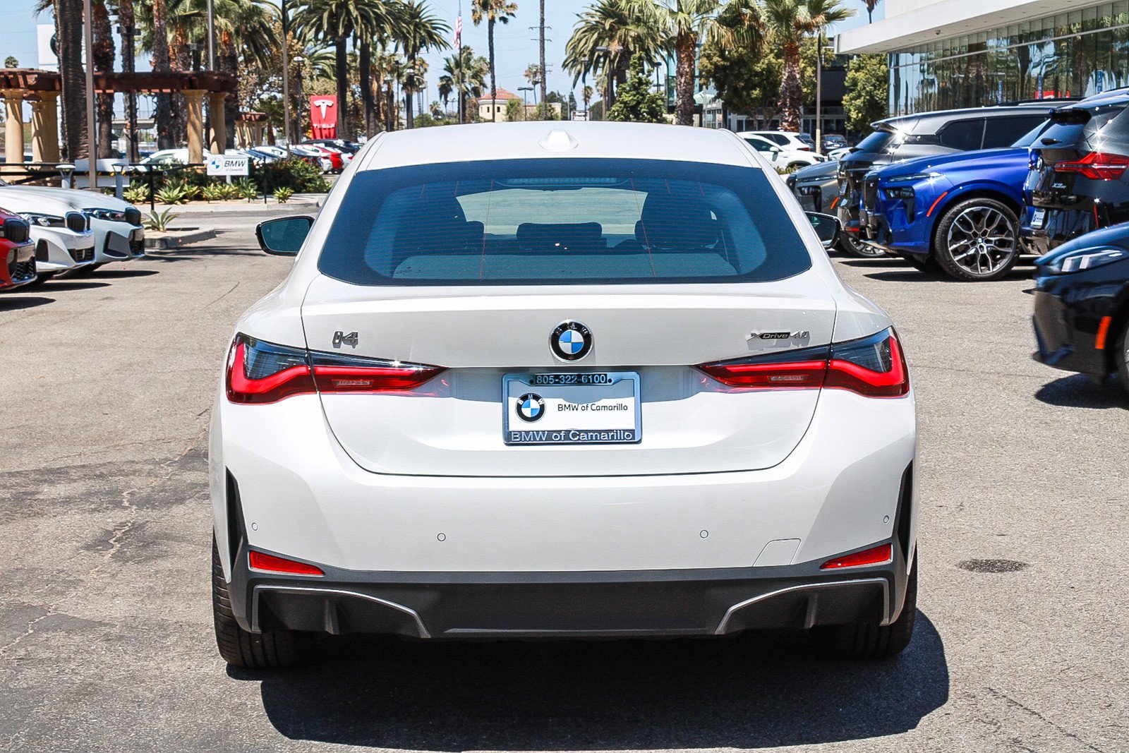 New 2026 Mineral White Metallic BMW xDrive40 image 5