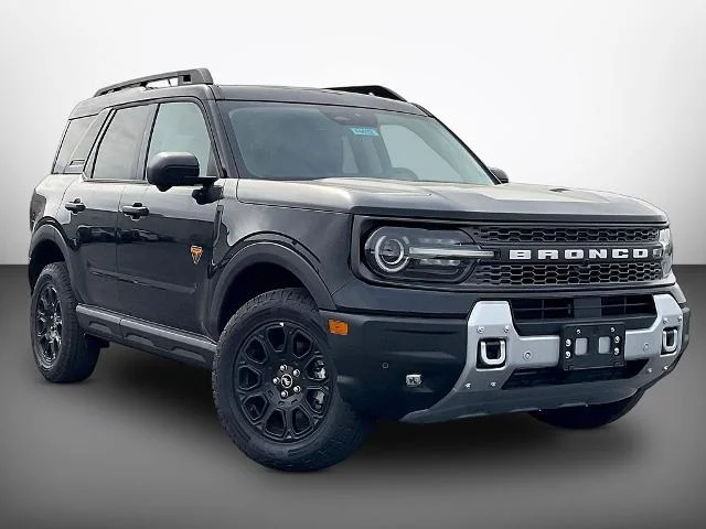 New 2025 Shadow Black Ford Badlands® image 15