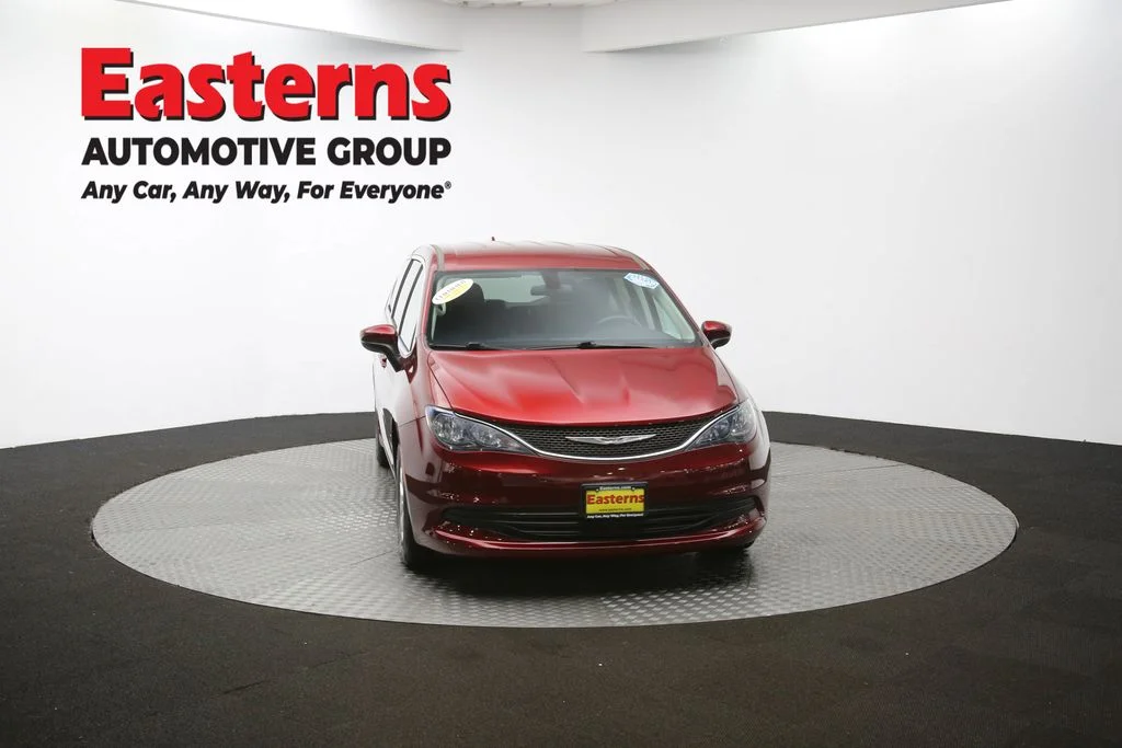 Used 2020 Red Chrysler LX image 51