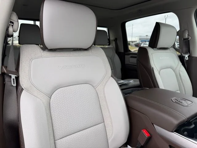 New 2026 Molten Red Pearl-Coat Exterior Paint RAM Laramie image 12