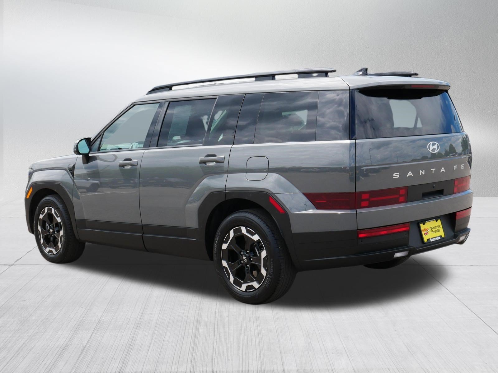 Certified Used 2024 Hampton Gray Hyundai SEL image 5