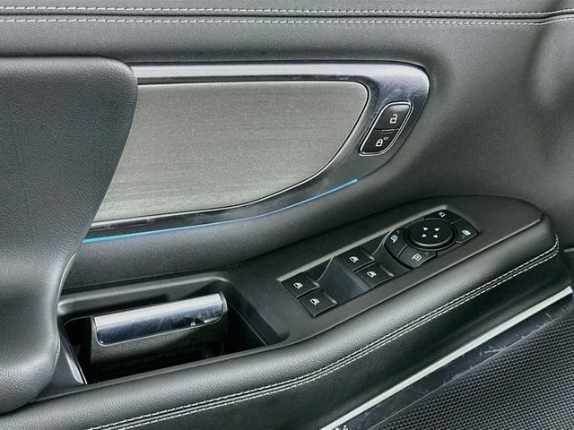 New 2027 Ford Expedition Platinum