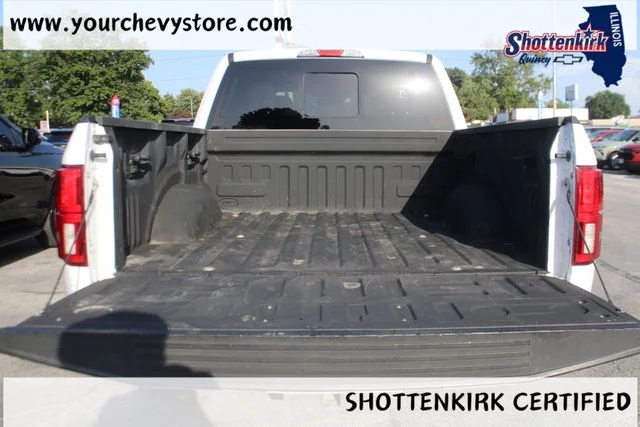Used 2018 White Ford Lariat image 6