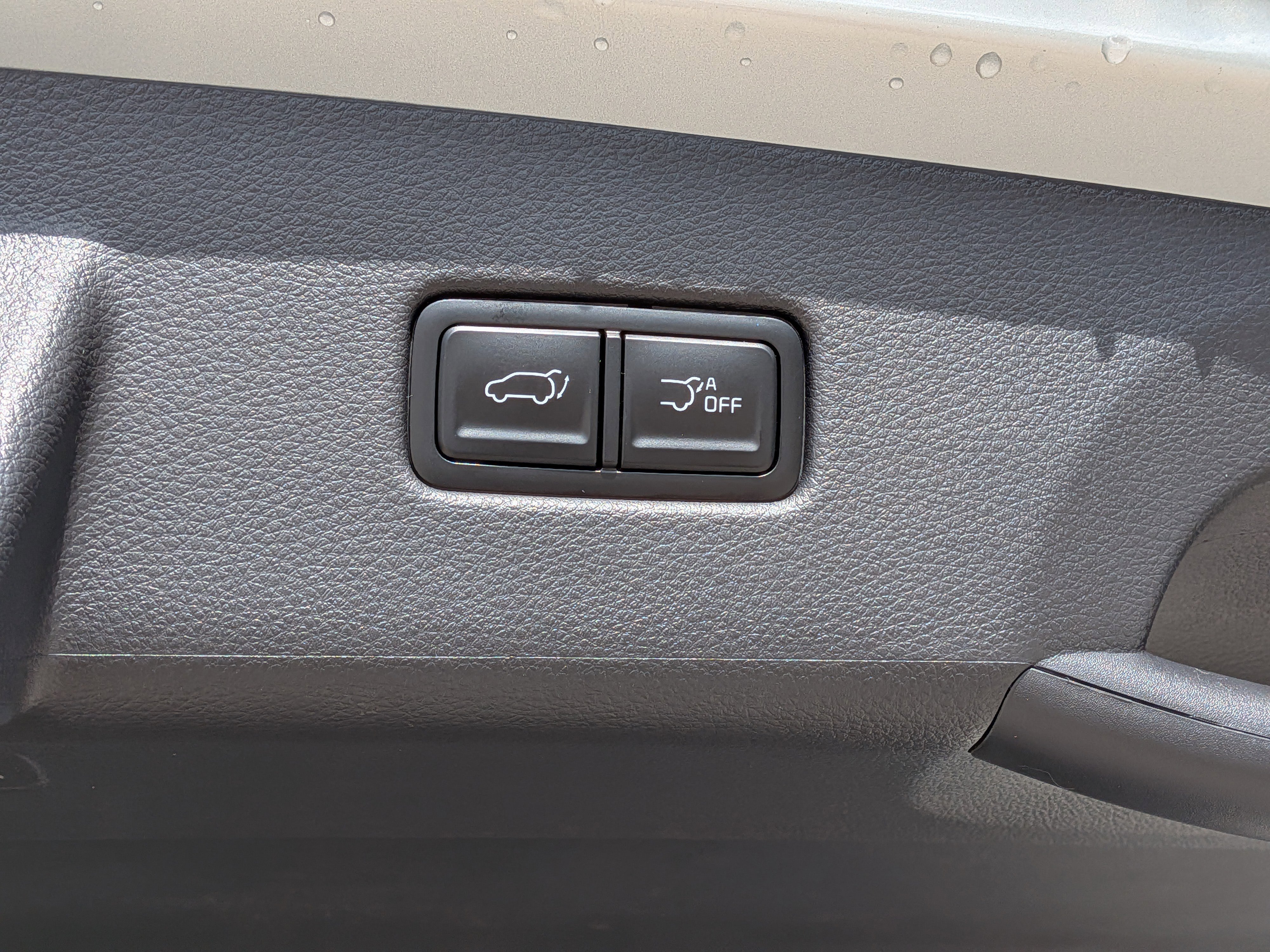 New 2026 Ivory Silver Kia EX image 14