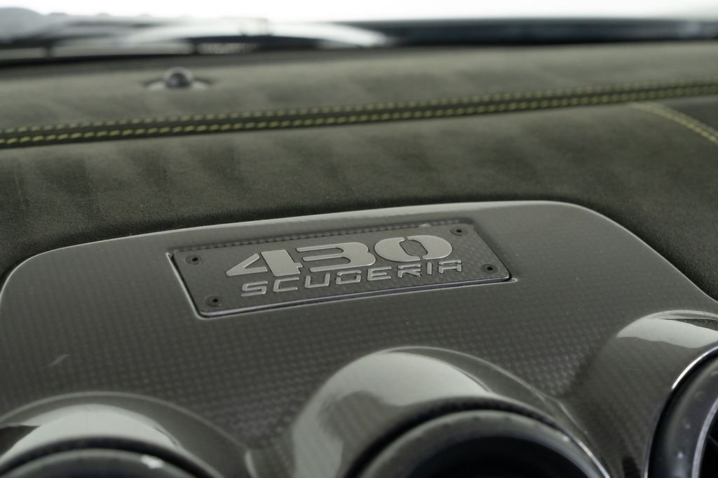 Used 2009 Gray Ferrari Scuderia image 28