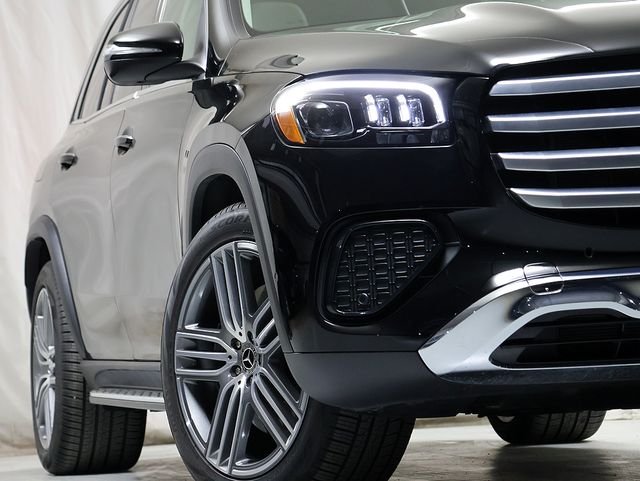 Certified Used 2026 Black Mercedes-Benz GLS 450 image 4