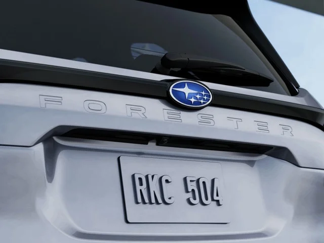 New 2026 ICE SILVER METALLIC Subaru Limited Hybrid image 11