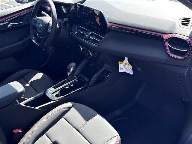 New 2026 Mosaic Black Metallic Chevrolet RS image 18