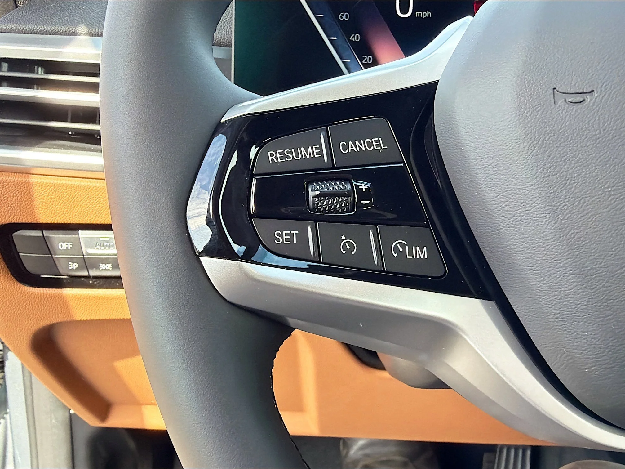 New 2026 Skyscraper Grey Metallic BMW eDrive40 image 37