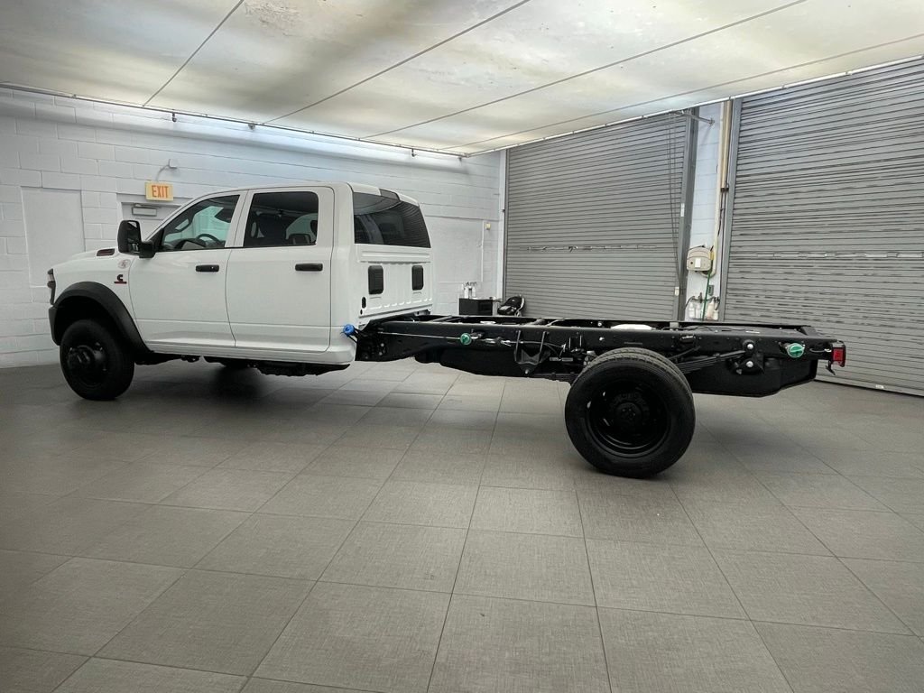 New 2026 Bright White Clearcoat RAM Tradesman image 5