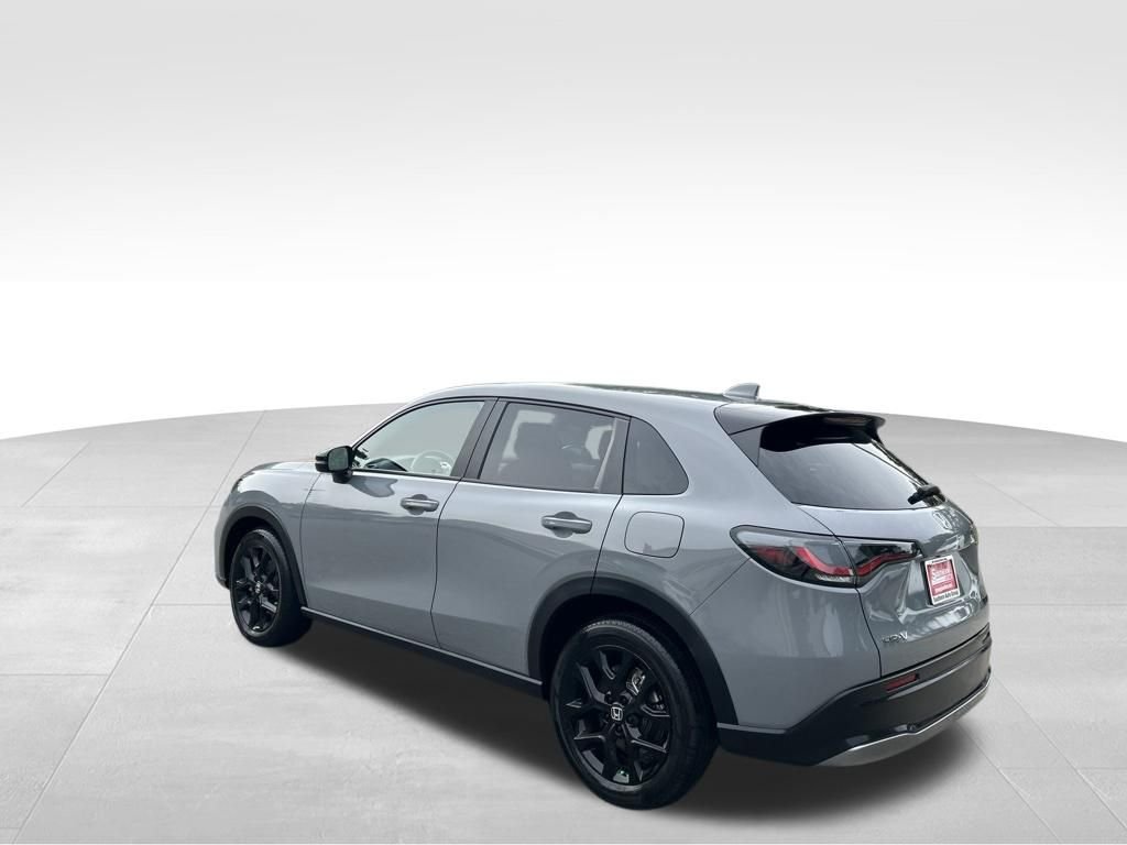 Used 2025 Gray Honda Sport image 3