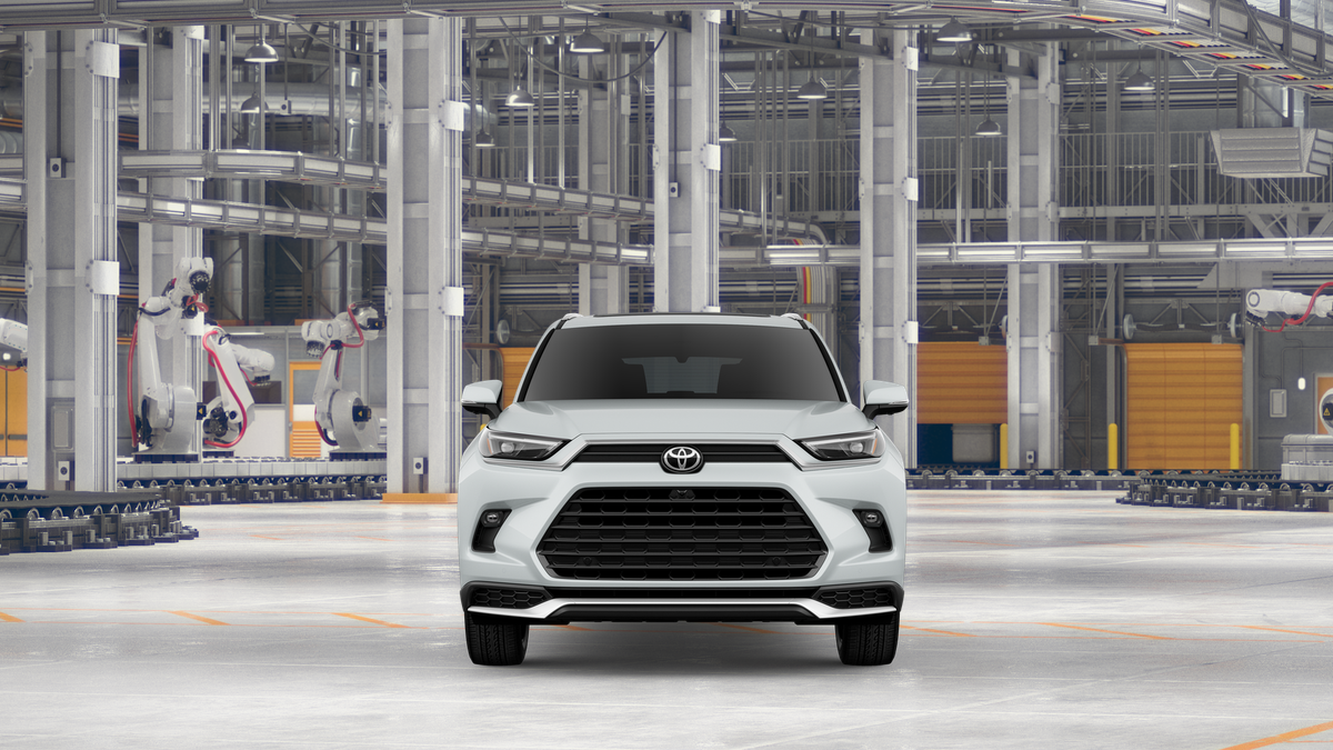New 2026 Wind Chill Pearl Toyota Hybrid MAX Platinum image 17
