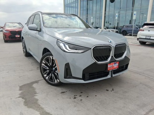 2026 BMW X3 30 XDRIVE's photo