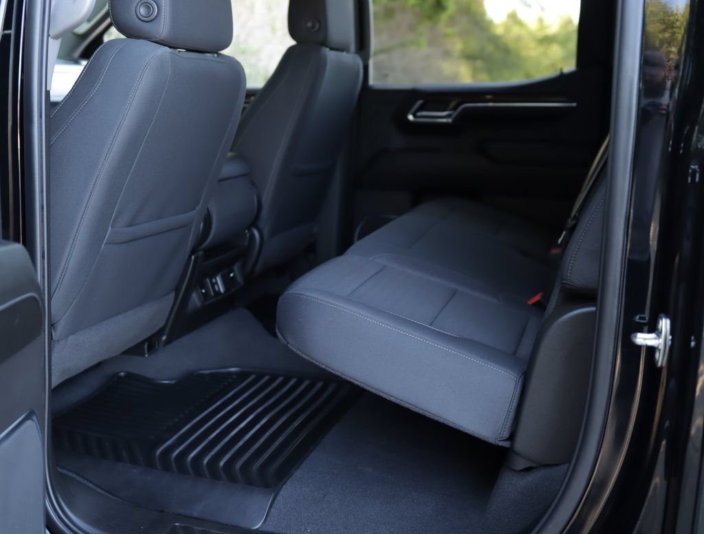 Used 2024 Black Chevrolet LT (2FL) image 25