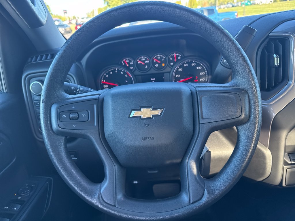 Certified Used 2022 SUMMIT WHITE Chevrolet Custom image 14