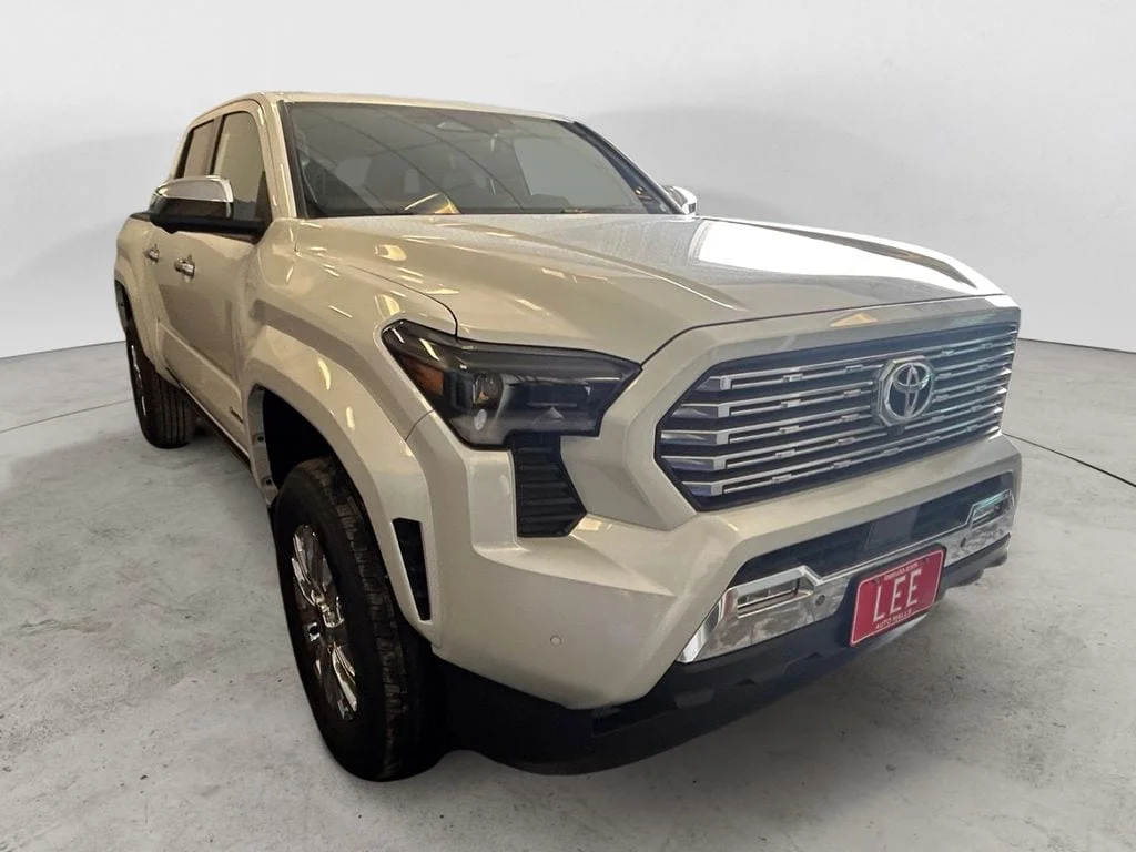 New 2026 Wind Chill Pearl Toyota Limited image 7