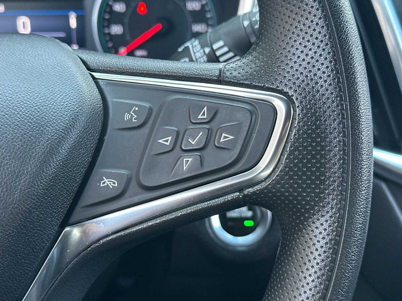 Used 2021 Black Metallic Chevrolet LT 4D Sport Utility image 29