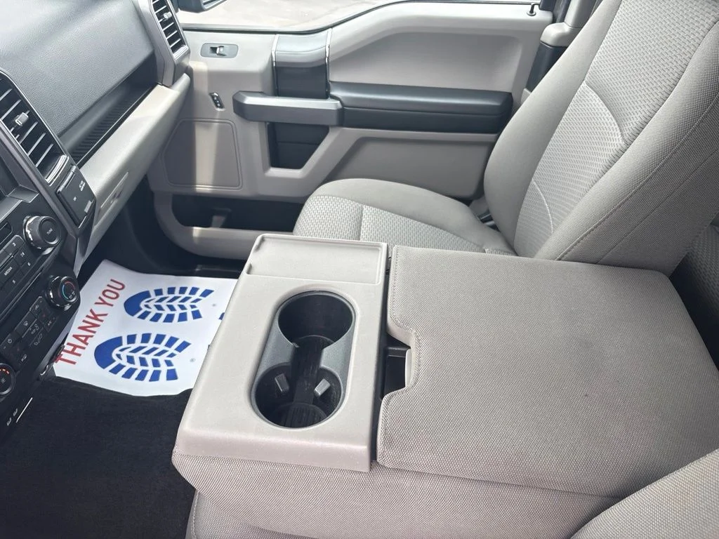 Used 2018 Gray Ford XLT image 26
