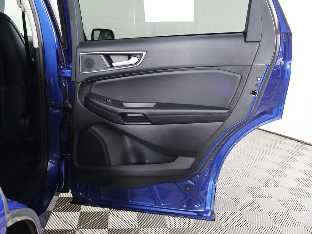 Used 2024 Blue Ford SEL image 22