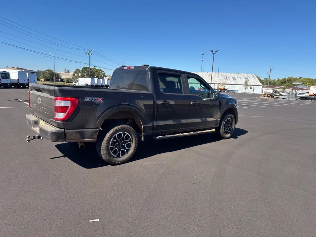 Used 2023 Black Ford XL image 12