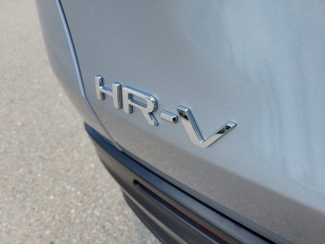Used 2025 Lunar Silver Metallic Honda LX image 8