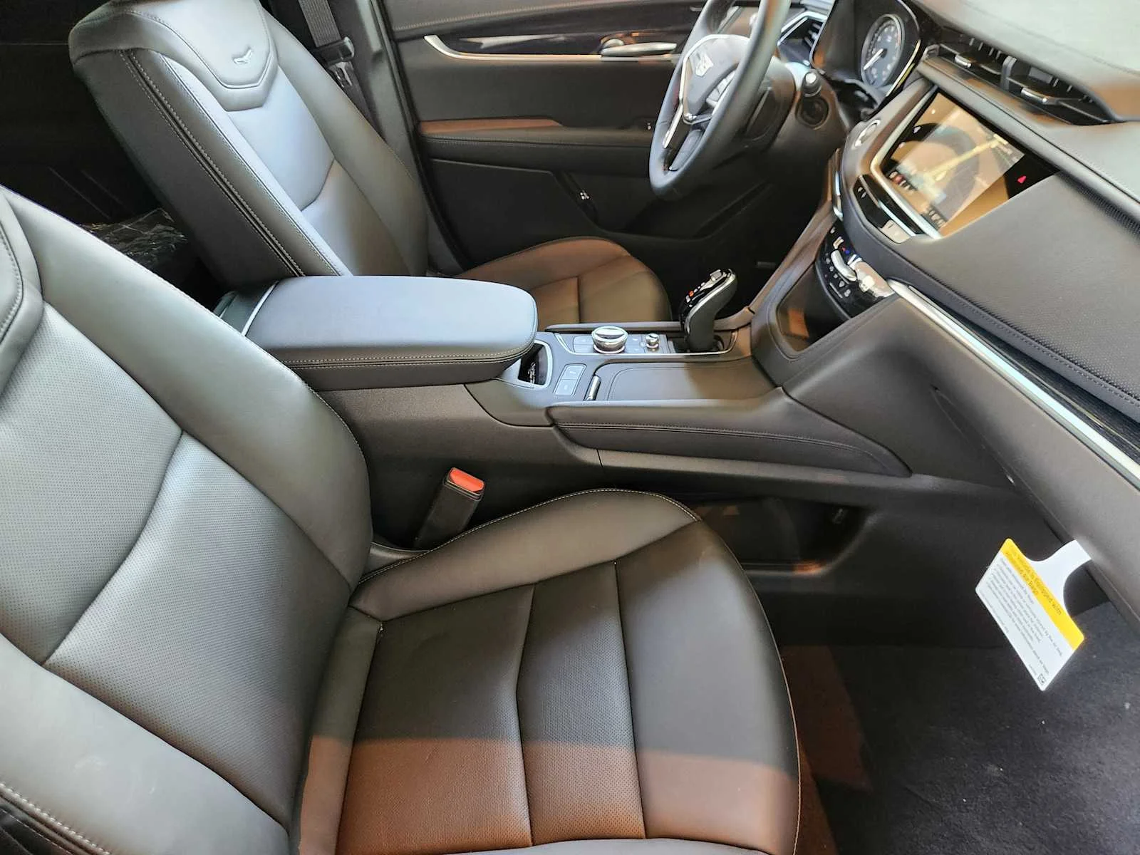 2026 Cadillac XT5 Premium Luxury - Photo 9