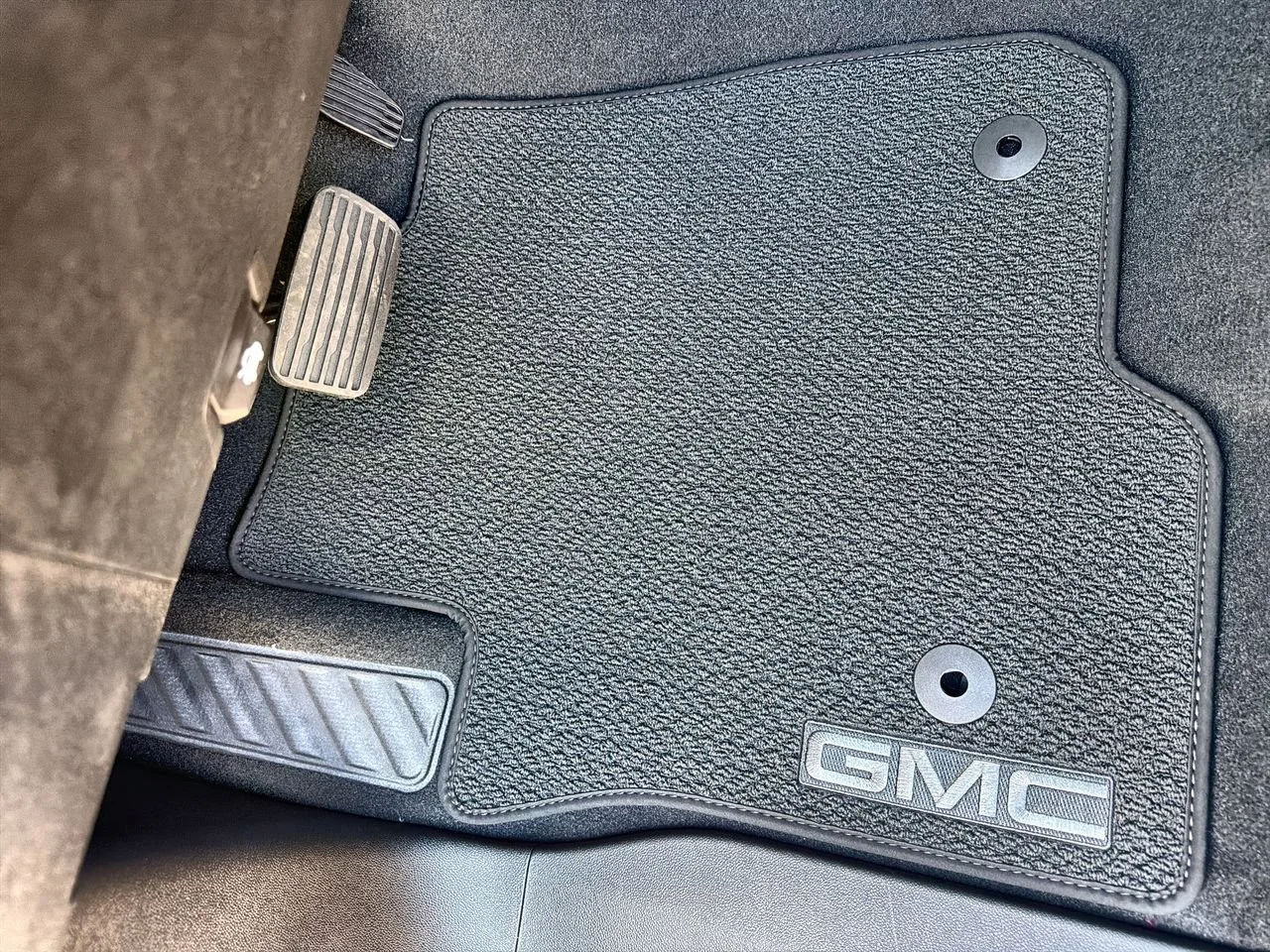 New 2026 Onyx Black GMC Denali image 30