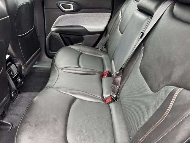 Used 2023 Black Jeep Latitude Lux image 15