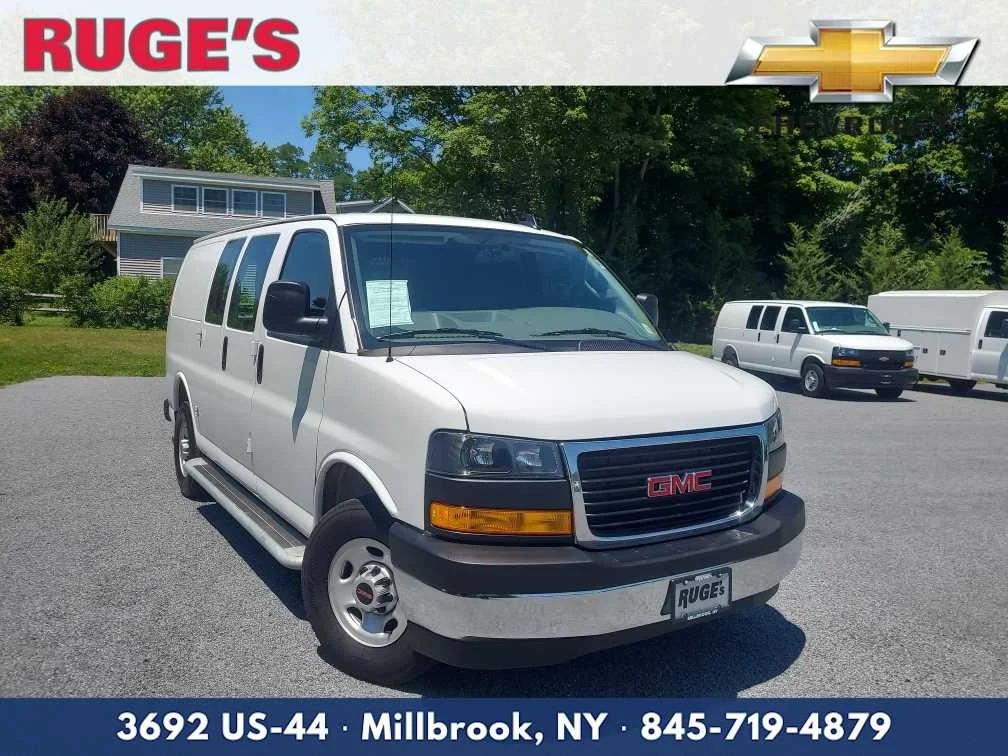 2025 GMC Savana Cargo