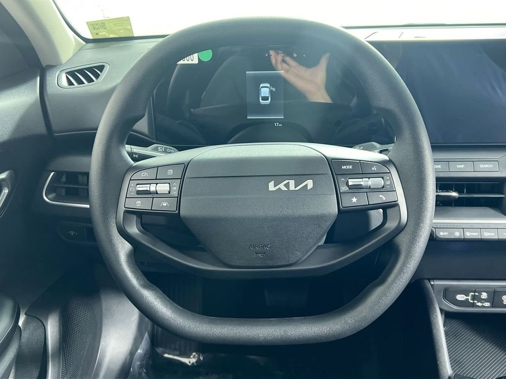 New 2026 Snow White Pearl Kia LX image 16