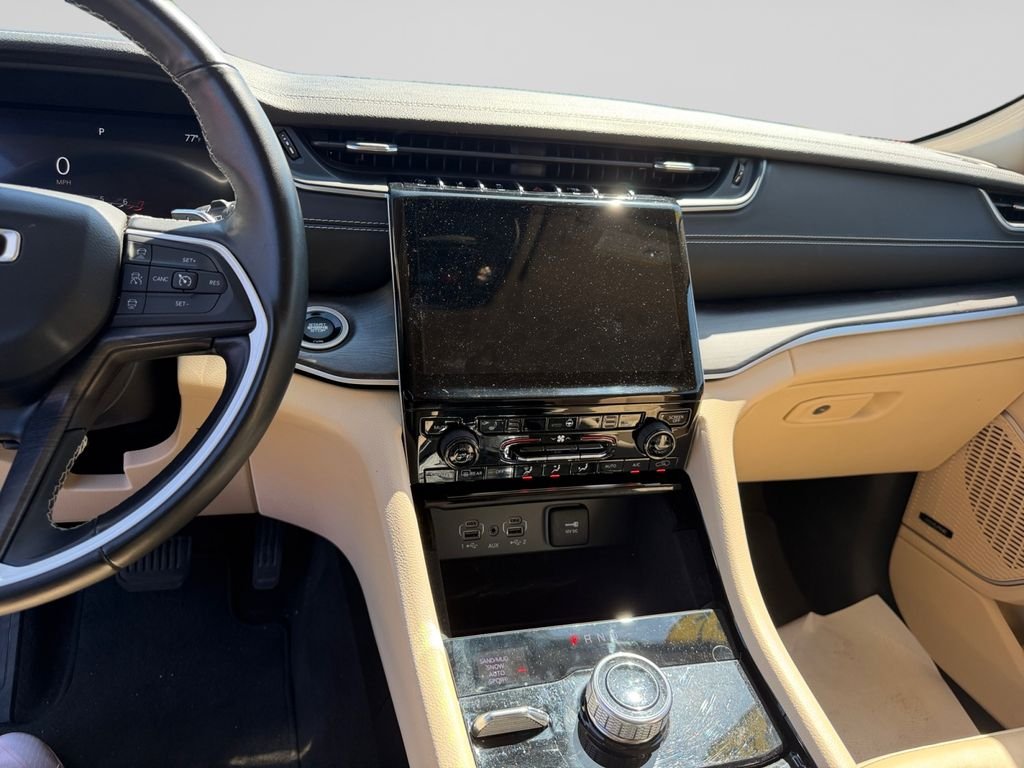 Used 2022 White Jeep Limited image 12