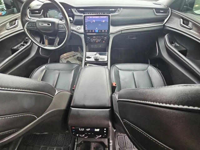 Used 2021 Silver Jeep Limited image 23
