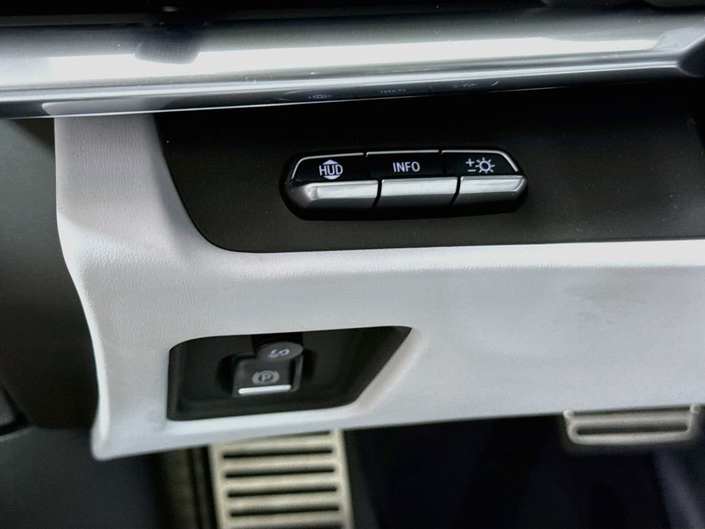 Used 2025 Gray Chevrolet E-Ray image 10