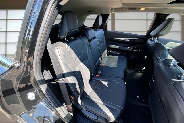 New 2027 MINERAL BLACK INFINITI LUXE image 26