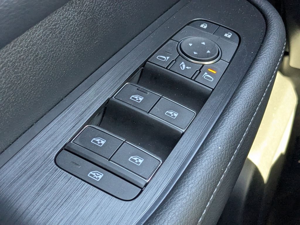 2025 Nissan Armada PRO-4X - Photo 21