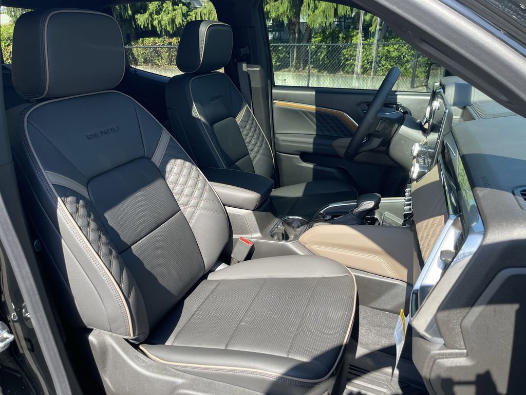 2025 GMC Canyon Denali - Photo 29