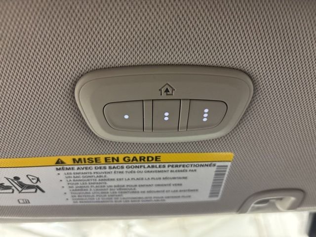 Used 2022 White Chrysler Touring L image 26